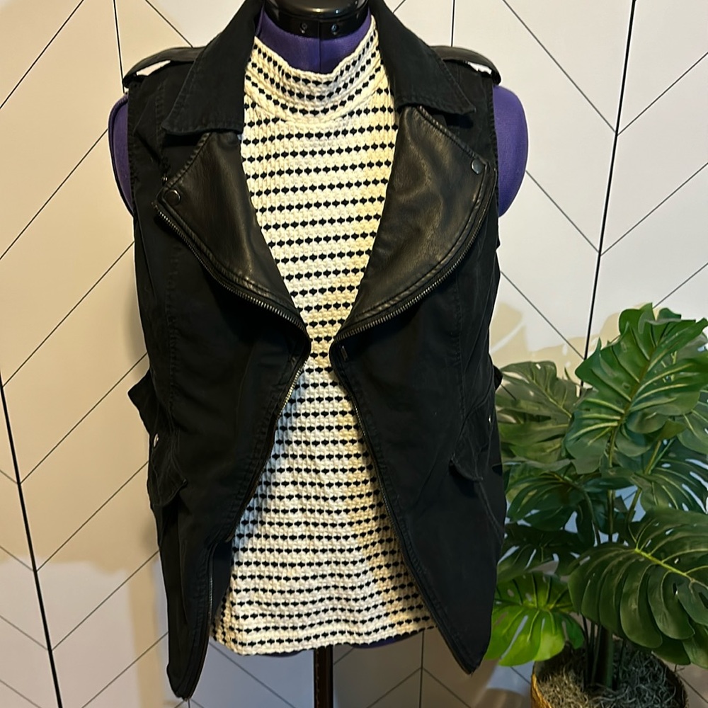 High-low Vest
